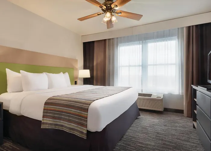 Country Inn & Suites By Radisson, Galena, Il