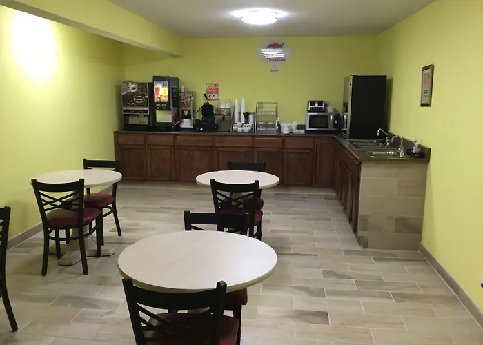 Circle S Motel